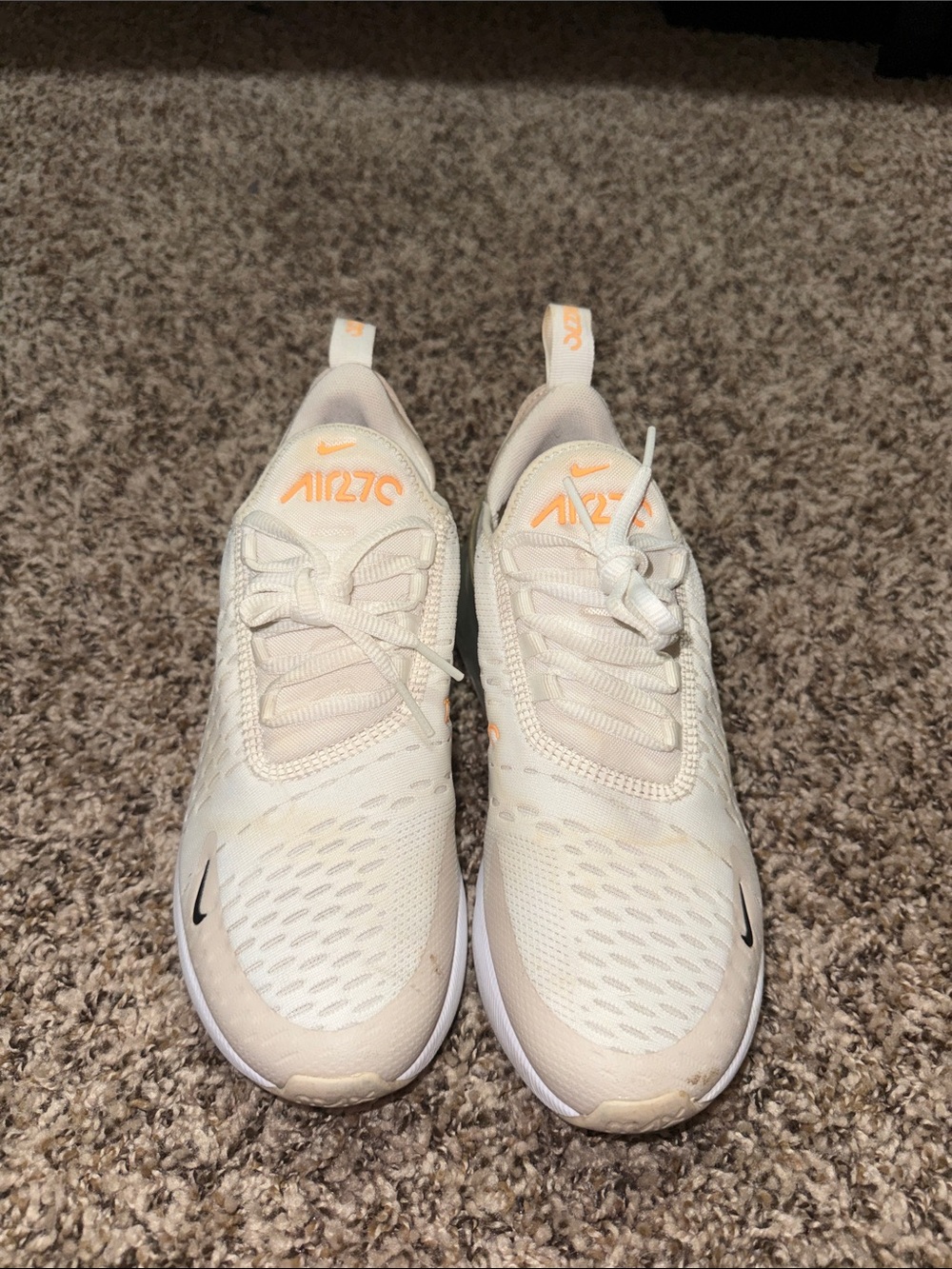 Nike 270